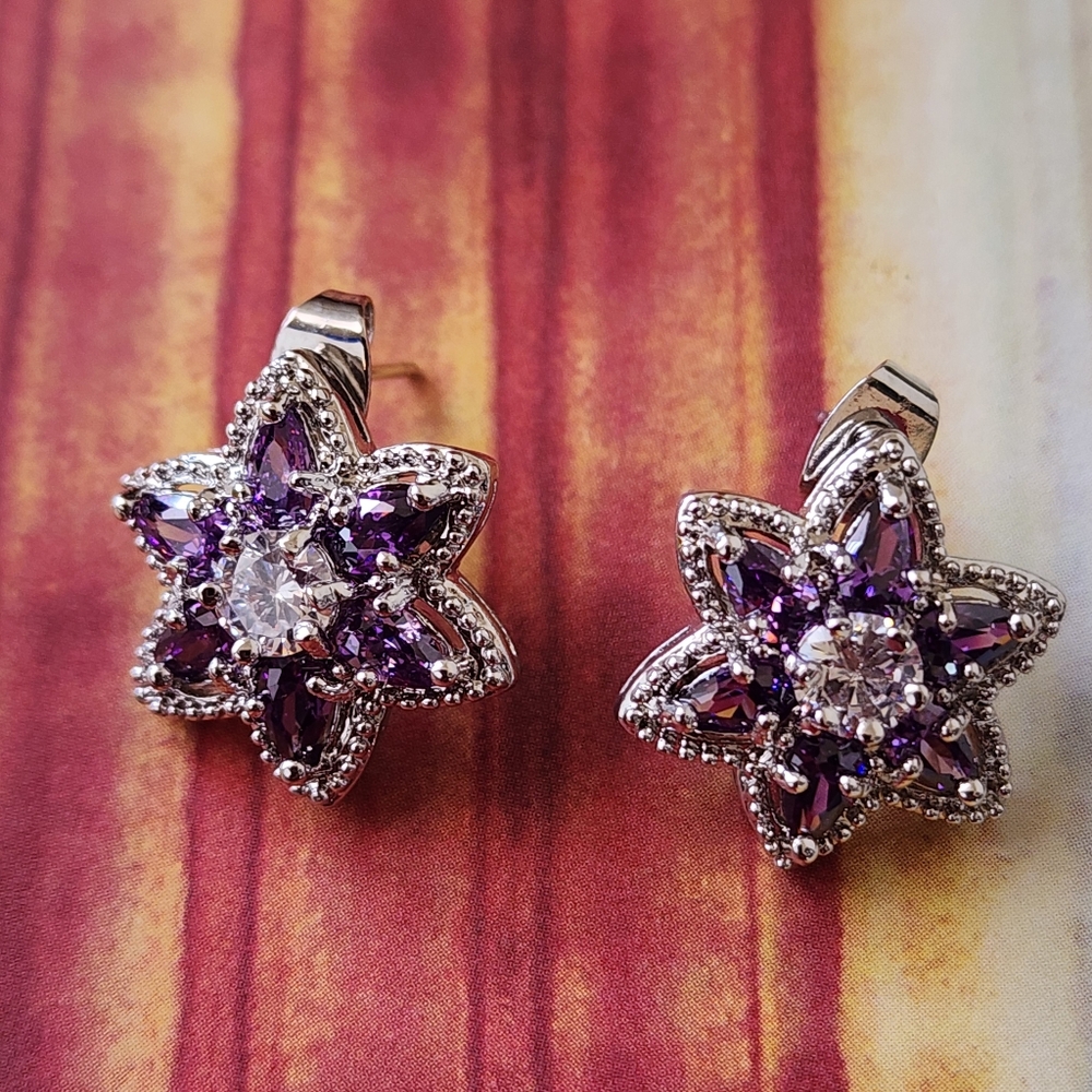 EARRINGS - Picture 6 of 6